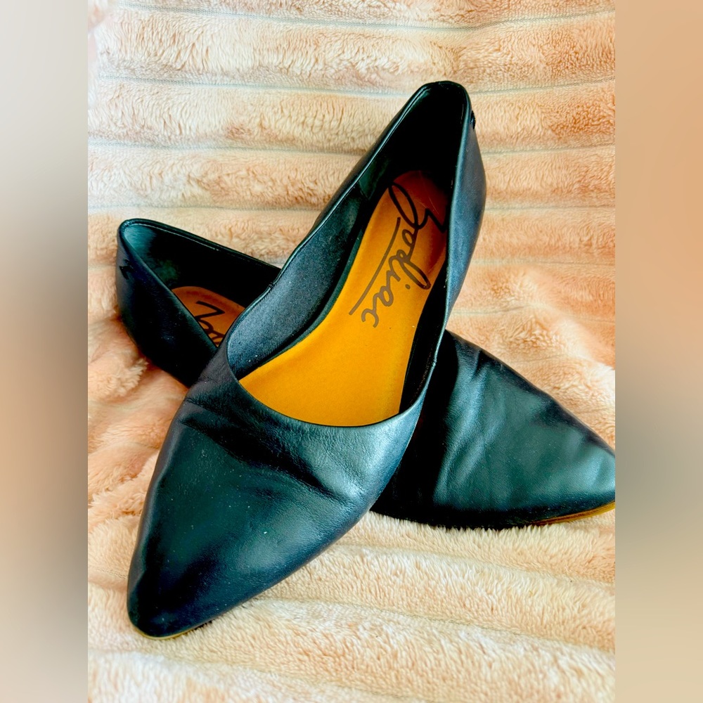 Black flats
